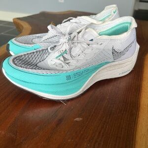 Nike Vaporfly 2, size 6.5 SOLD